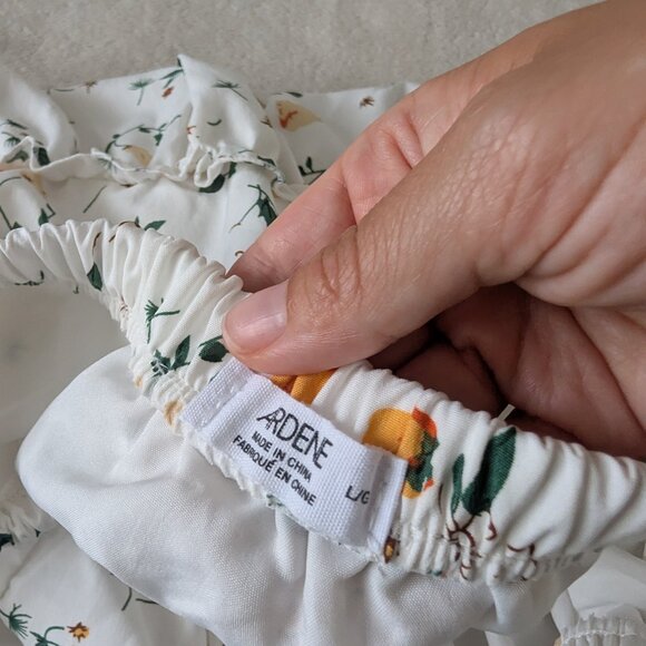 3/$30 Tiered ruffled skirt - Picture 4 of 4